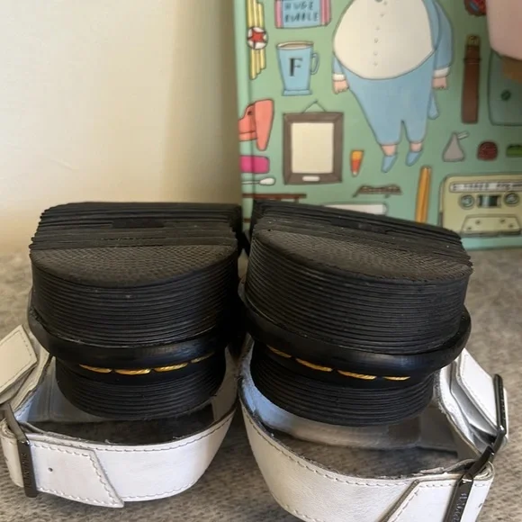 Dr. Marten white Voss II platform sandals Size 8 - Picture 8 of 12